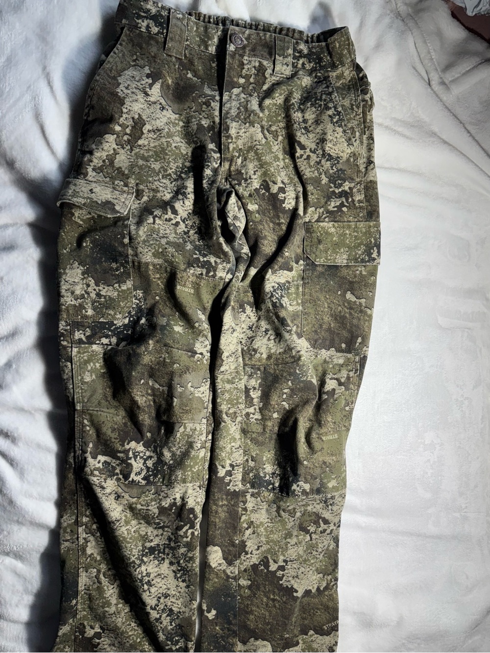 Mens loose fit camo pants